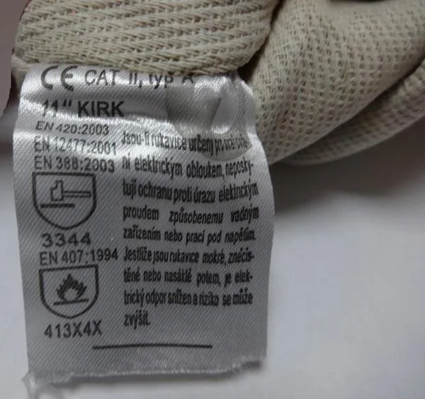 Protective gloves
