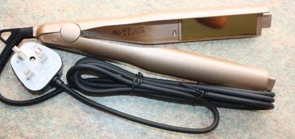 Hair straightener
