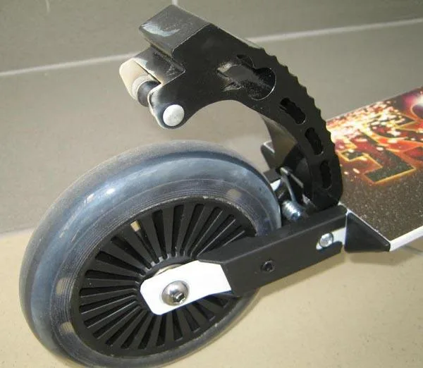 Kick scooter