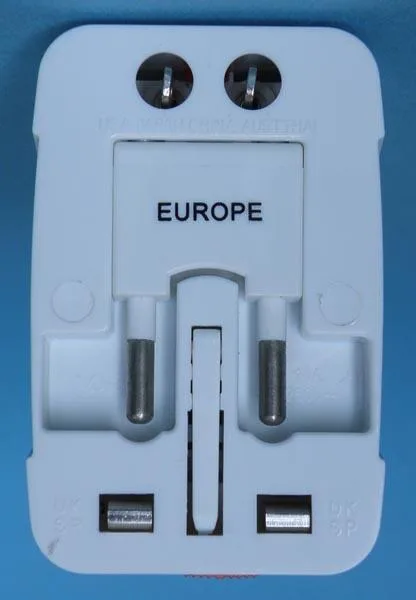 Travel plug adaptor