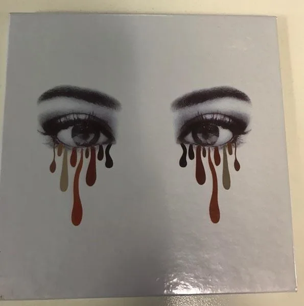 Eyeshadow palette