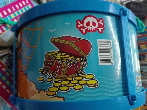 Toy drum