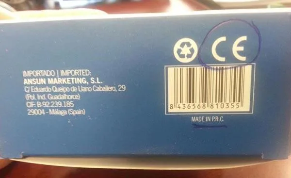 Travel plug adapter