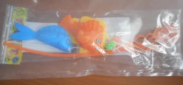 Magnetic fishing game