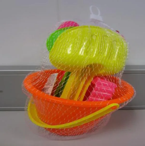 Beach toy set
