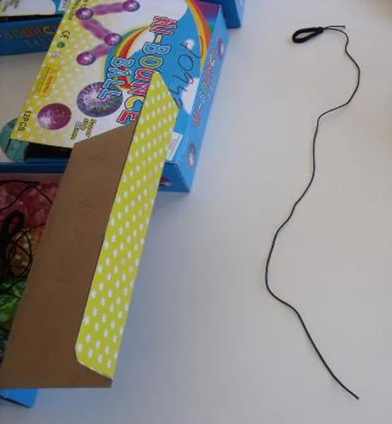 Balls with elastic cord (Yo-Yo balls)