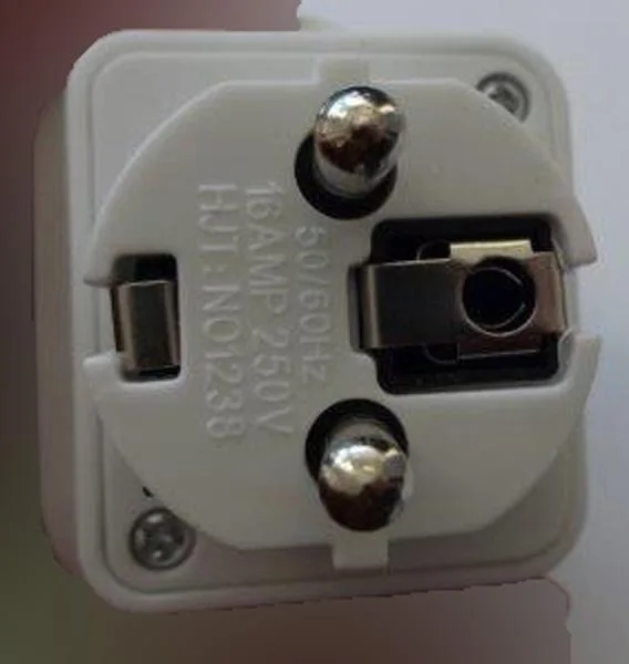 Plug adaptor