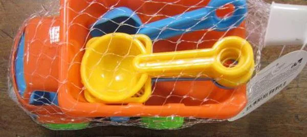 Beach toy set