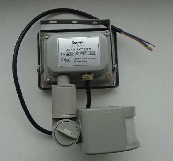 LED floodlight