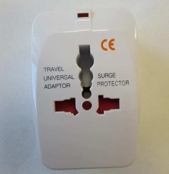 Travel plug adapter