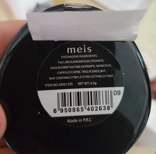 Eye shadow
