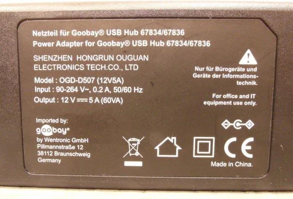 USB hub with power supply