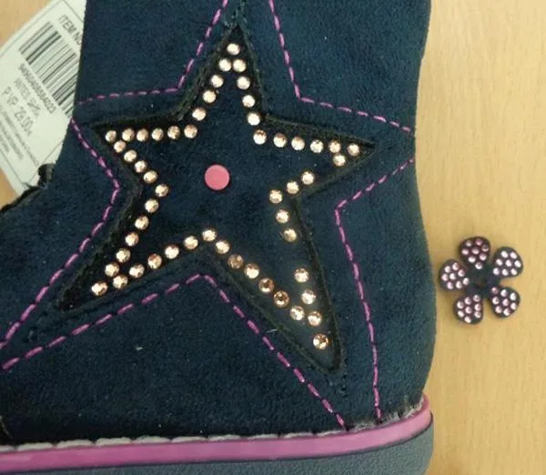 Girls' boots