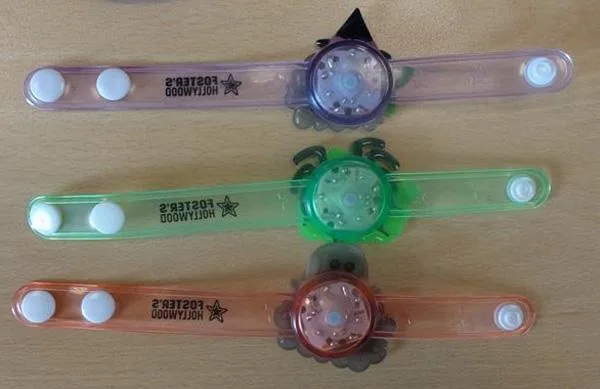 Flashing bracelet
