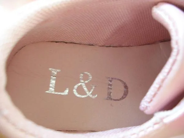 Children's shoes