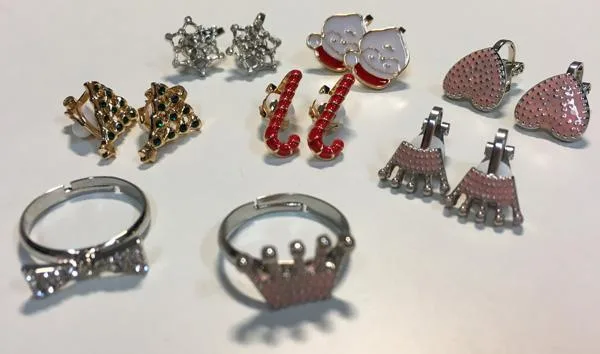 Advent calendar containing jewellery
