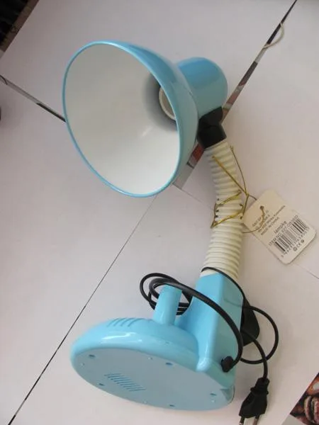 Desk lamp