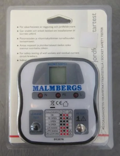 Mains socket tester