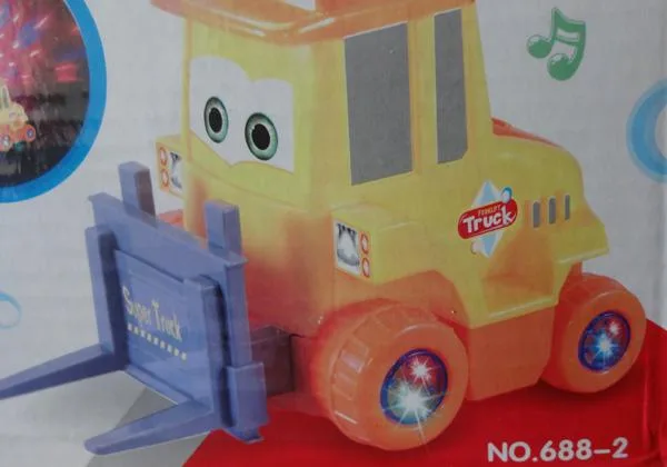 Plastic toy car