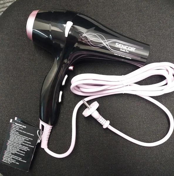 Hair dryer