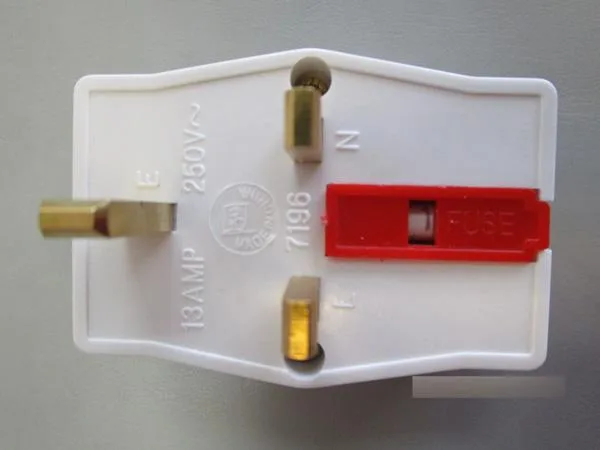 Travel adaptor