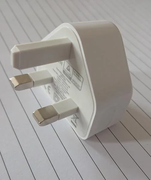 USB mains adaptor