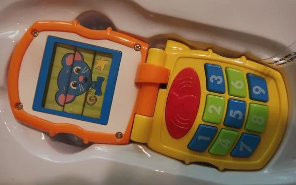 Toy telephone