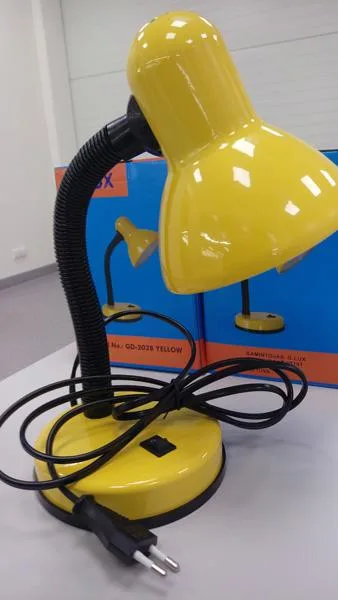 Desk lamp