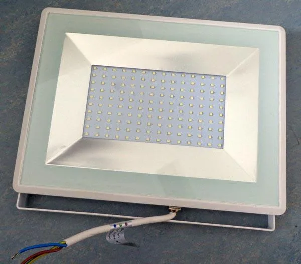 LED floodlight