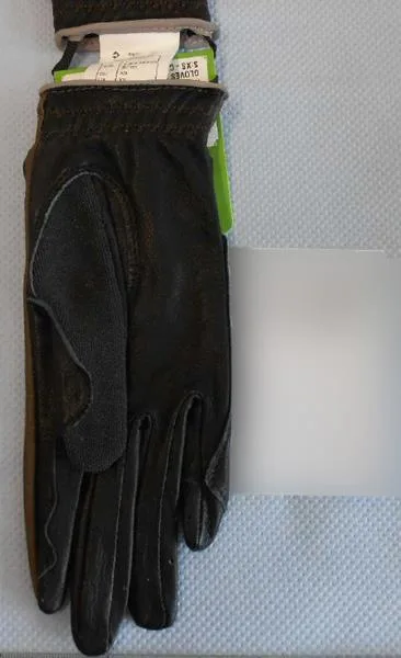 Leather gloves
