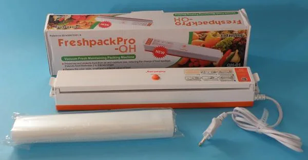 Vacuum wrapping machine