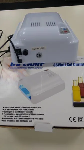 UV nail lamp