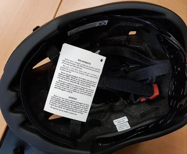 Helmet for mountaineers