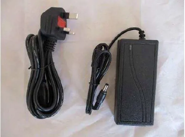 Power adaptor