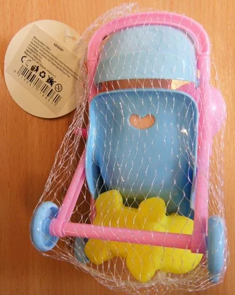 Plastic doll set