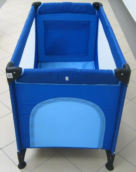Travel cot