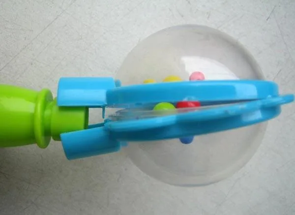Rattle toy