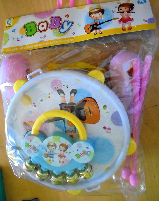 Toy musical instrument set