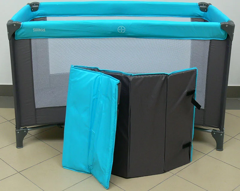 Travel cot