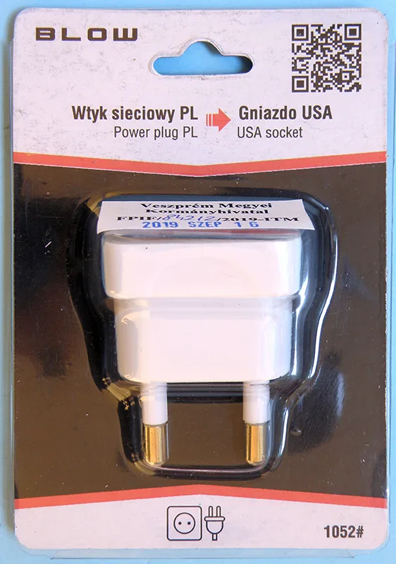 Travel adaptor