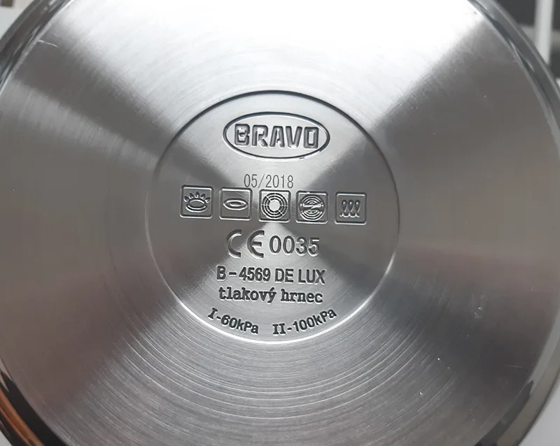 Pressure cooker