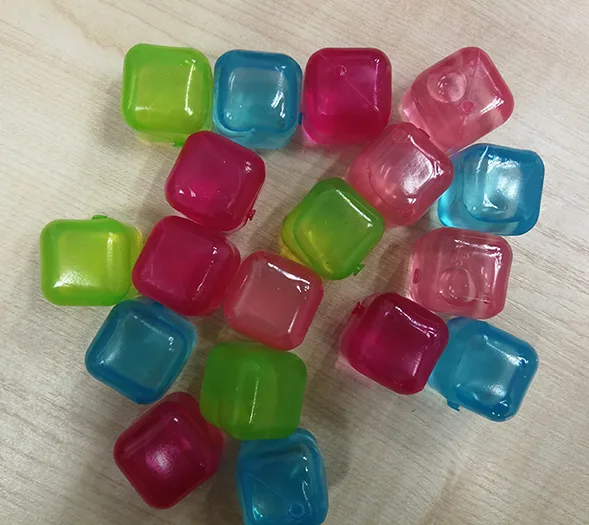 Ice cooling cubes