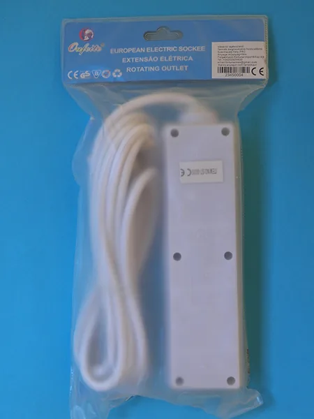 Mains extension lead