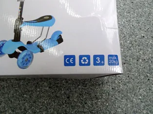 Toy scooter