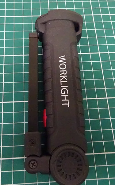 Portable UV lamp