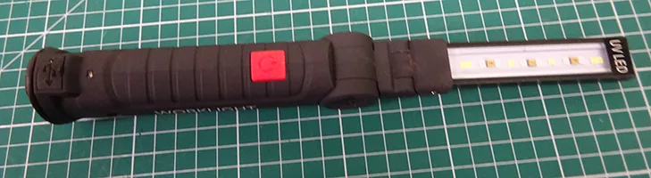 Portable UV lamp