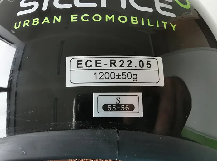 Motorcycle helmet