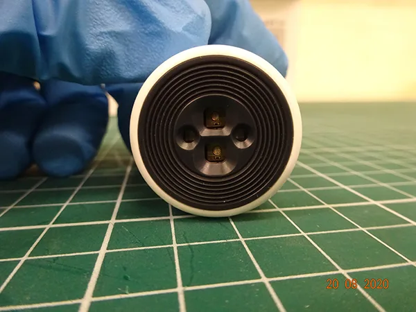 Portable UV lamp