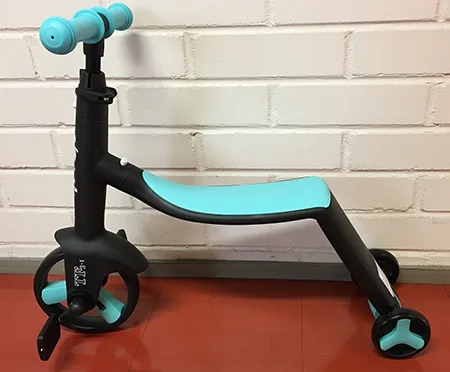 Toy scooter