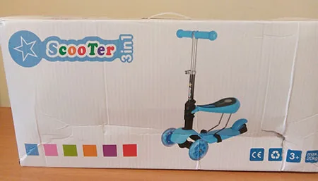Children's scooter with a removable seat